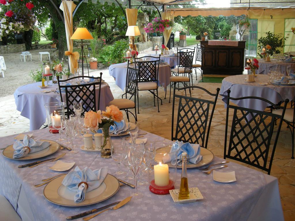 Bastide Des Princes B&B Caderousse 外观 照片